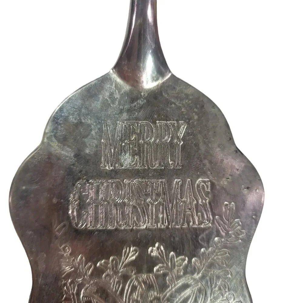 Vintage International Silver Co. Merry Christmas silver plated pie cake server
